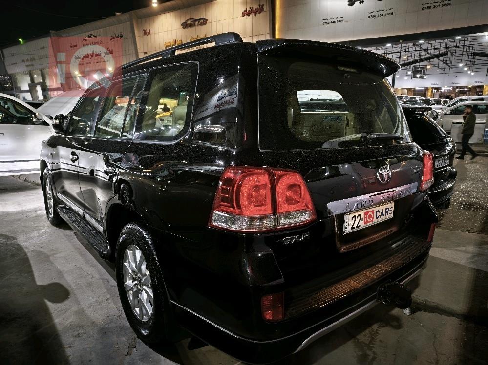 تويوتا لاندكروزر